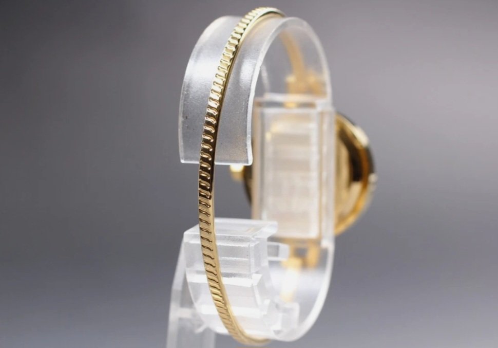 Tory Burch TBW4029 Quartz Ladies Watch Gold 5 Bezels - Image 5